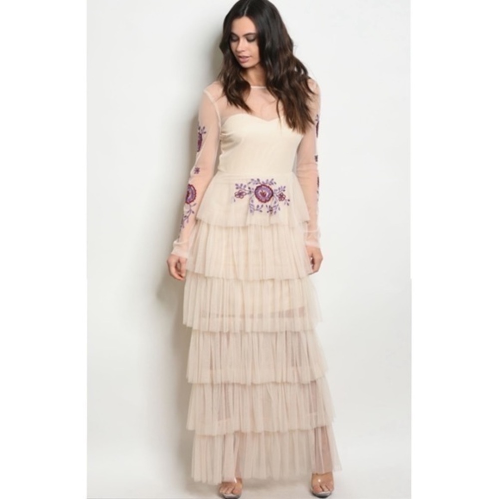 NWT Ina I:na beige embroidered tiered maxi dress N3